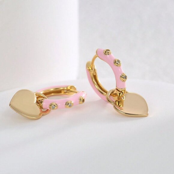 Yellow Gold toned Elegant Women's Heart-Shaped hoop Earrings - Picture 3 of 5